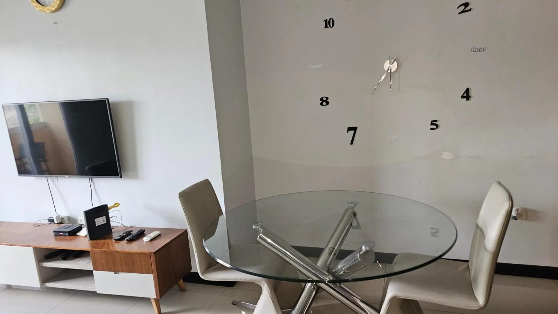 Ac Hotel Neighbors Luxury 1 Bedroom Uptown Kingston Apartment